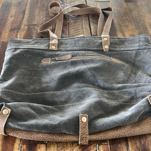 Myra purse - Picture 3 of 6